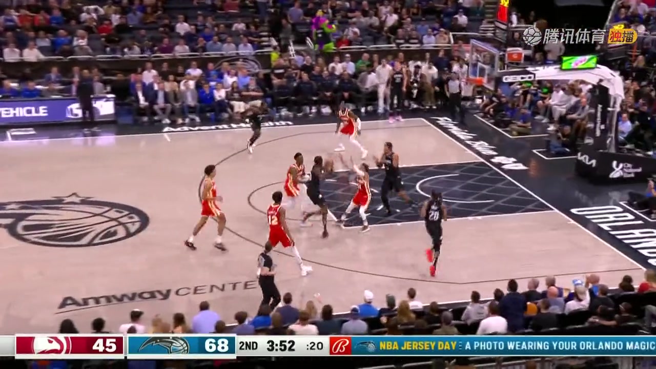 比文班亞馬如何？波爾-波爾持球一條龍反擊轉(zhuǎn)身過(guò)人暴扣